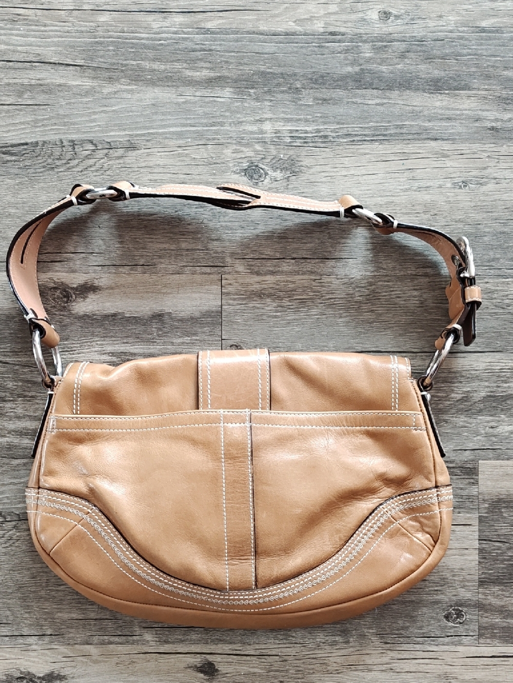 Vintage Coach Leather Shoulder Bag - Picture 2 of 9